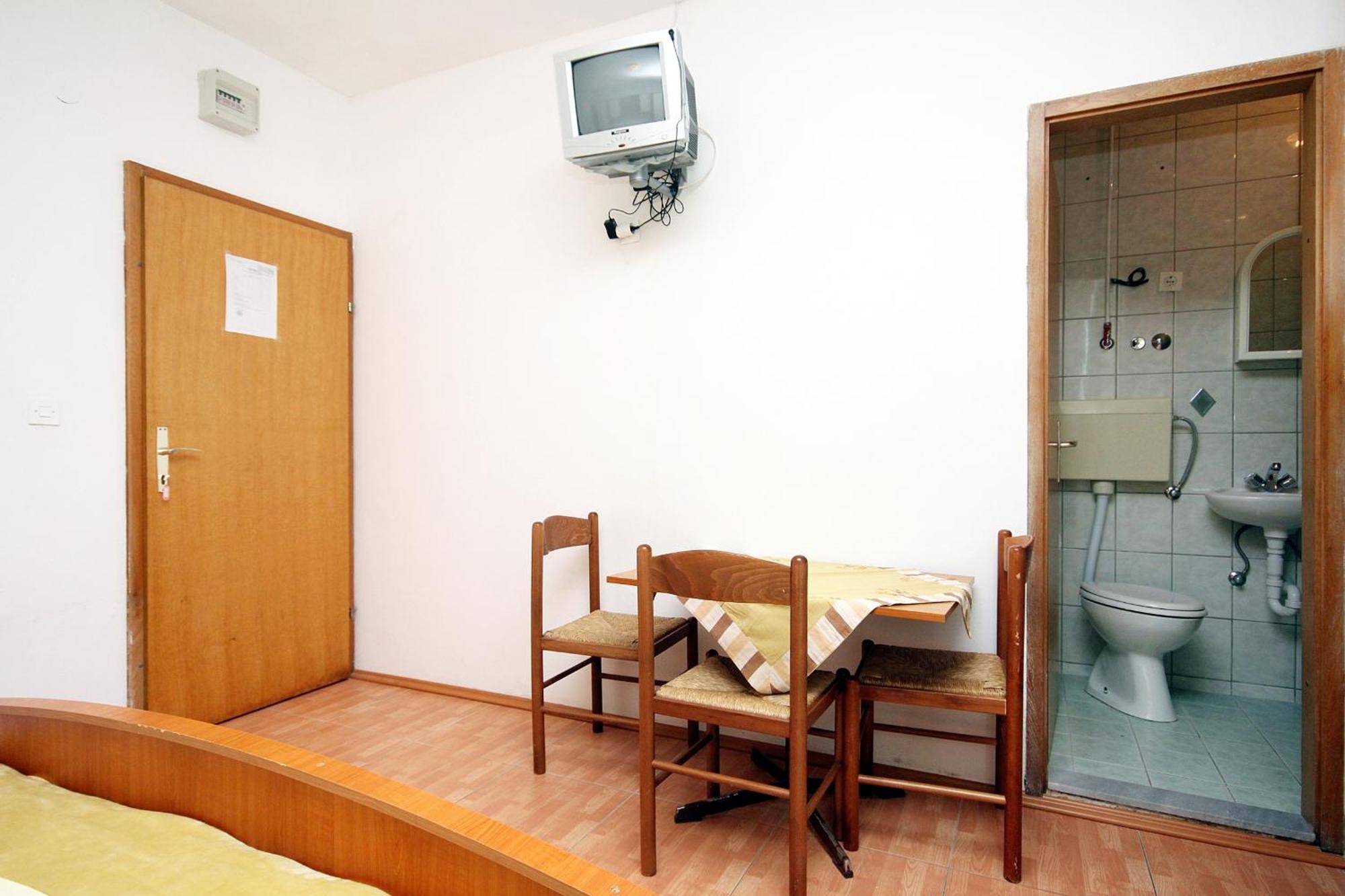 Apartments By The Sea Drvenik Donja Vala, Makarska - 6701 Bilik gambar
